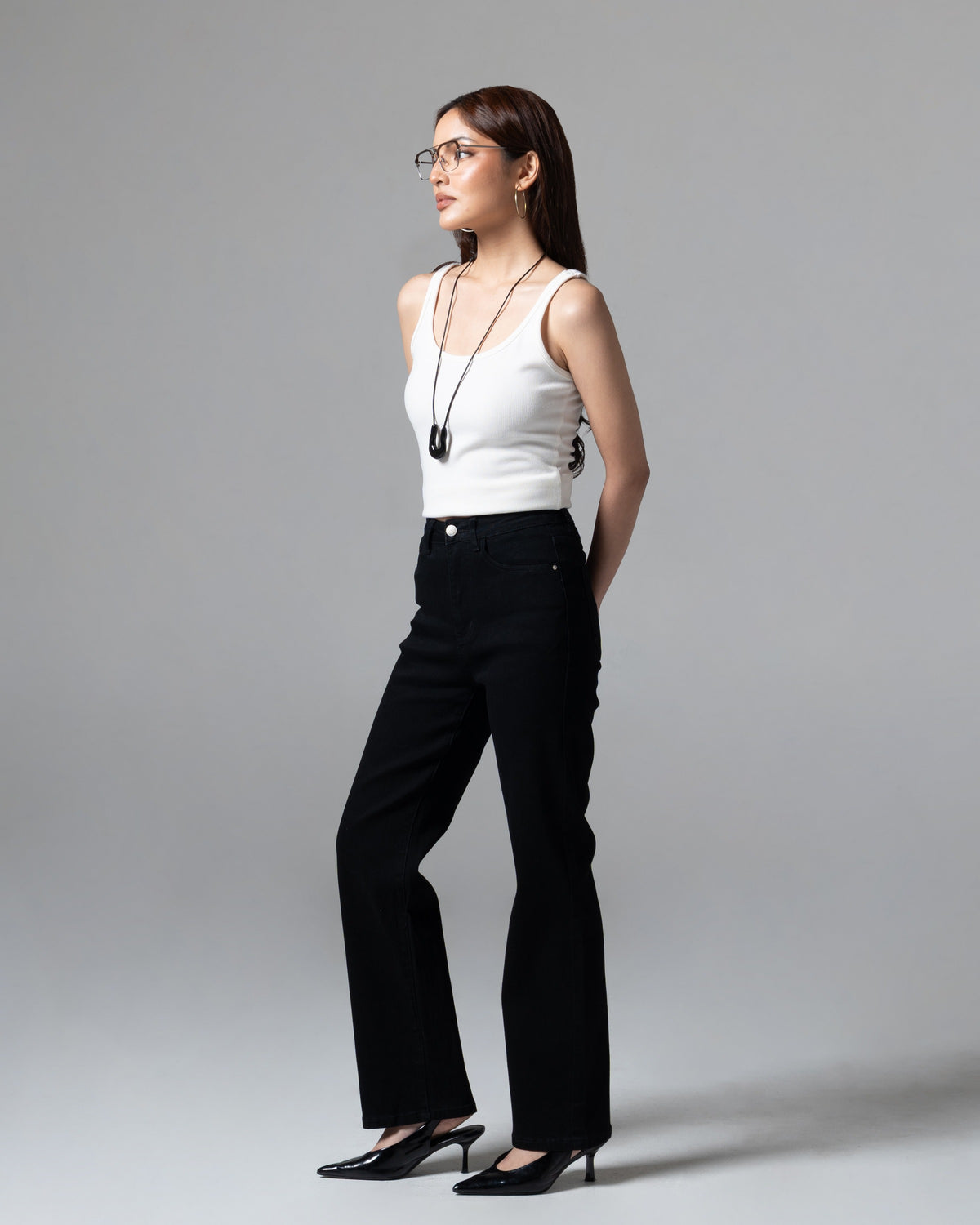 90's Straight Jeans Black, regular size, tampak depan