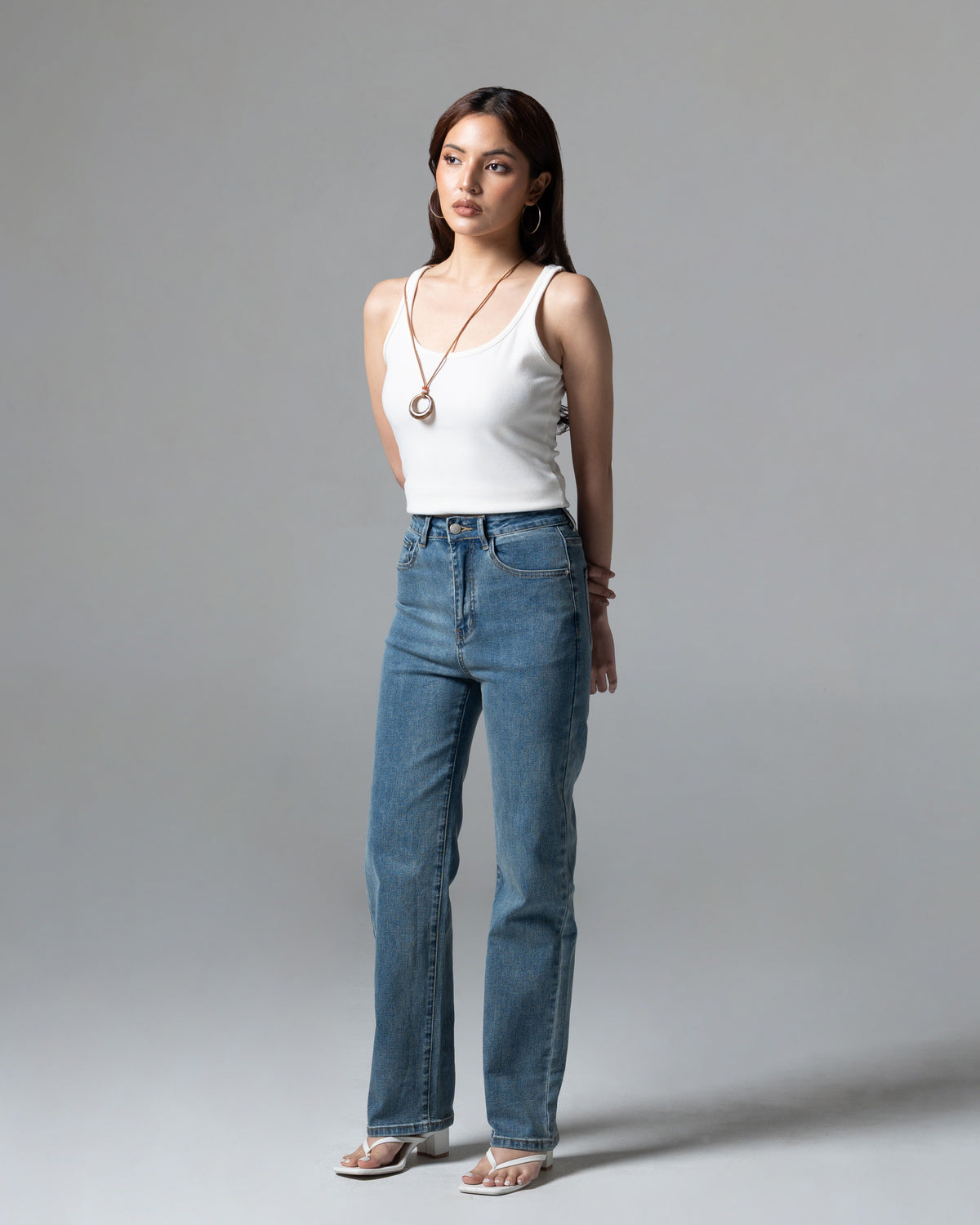 90's Straight Jeans Dark Blue, regular size, tampak depan