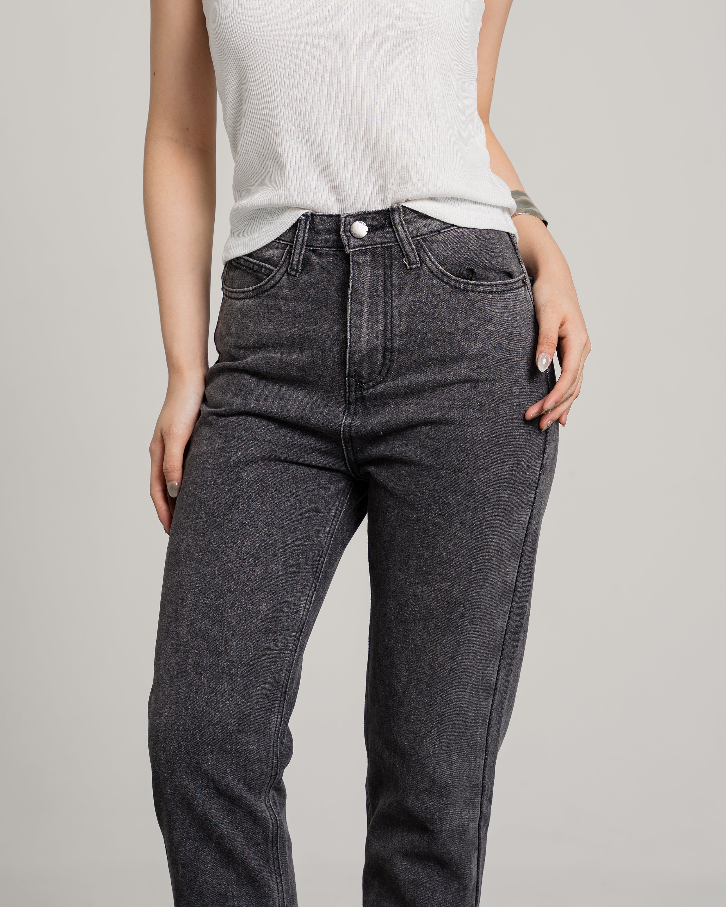 Boston Highwaist Mom Jeans in Darkgrey