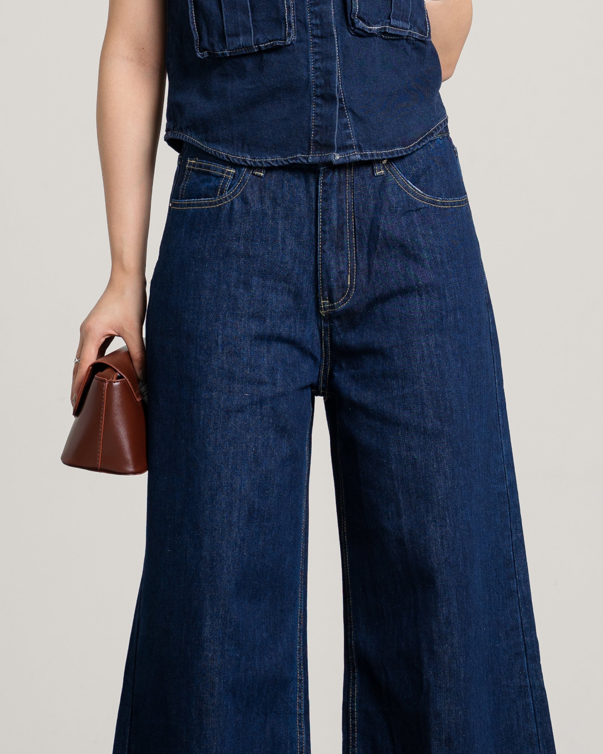 Marion Mid-Rise Wide Jeans