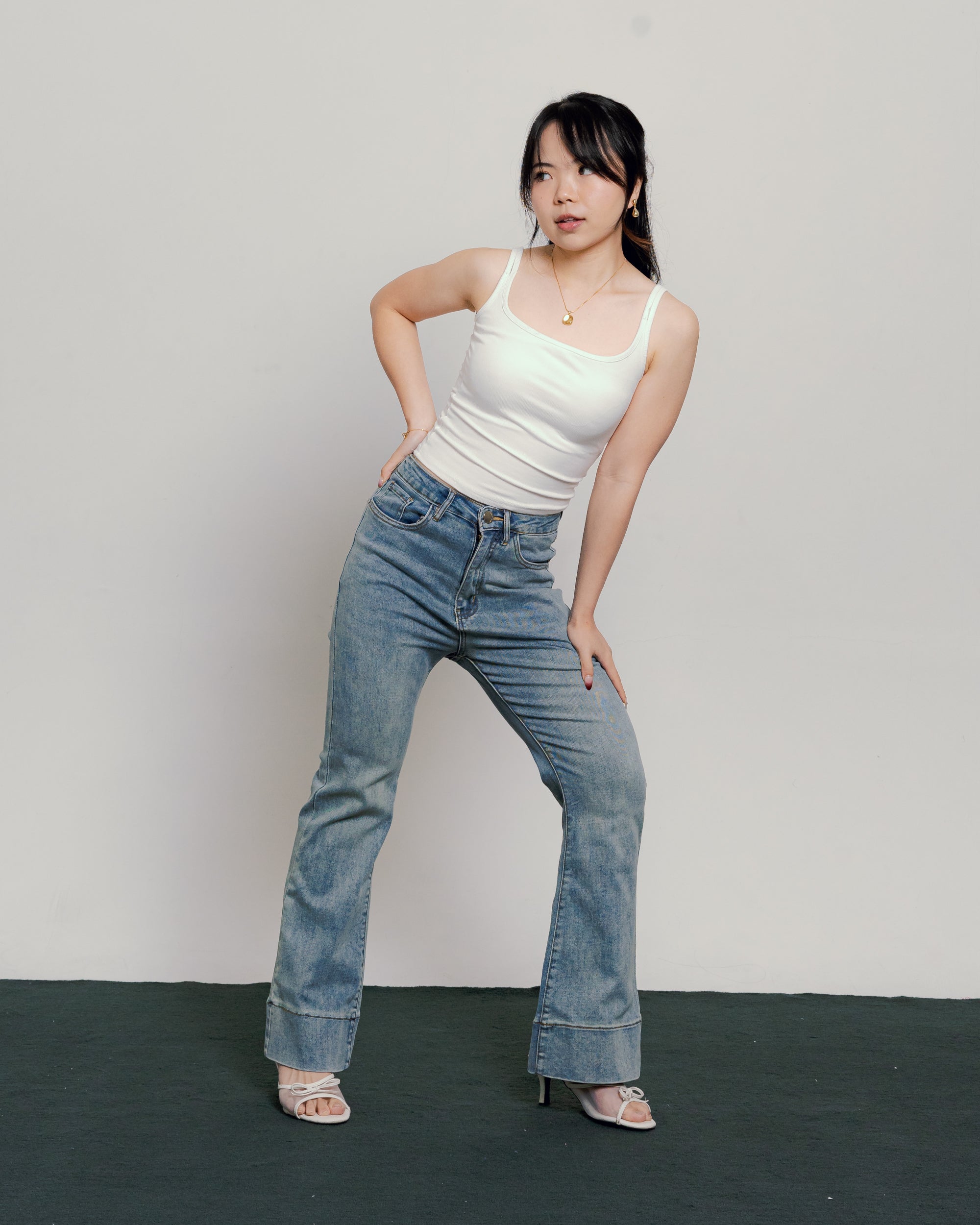 Ashley Flare Jeans Petite in Light Blue