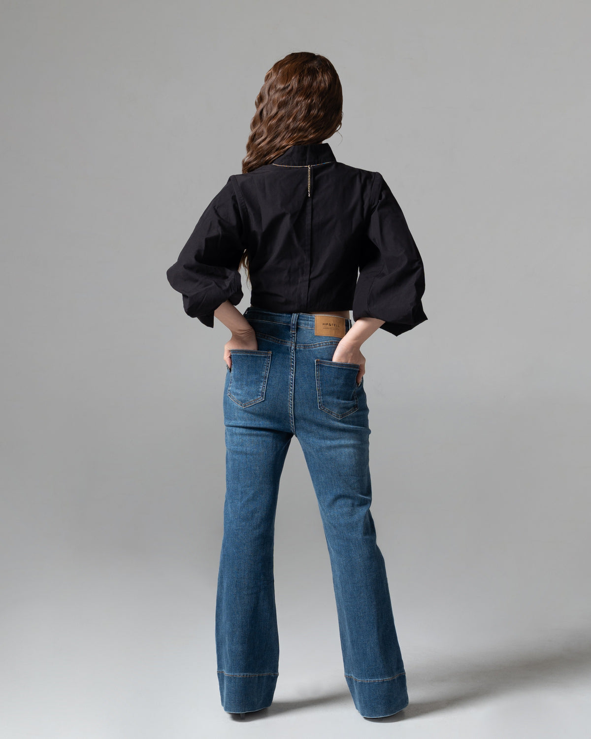 Ashley Flare Jeans Petite Dark Blue, petite size, tampak belakang