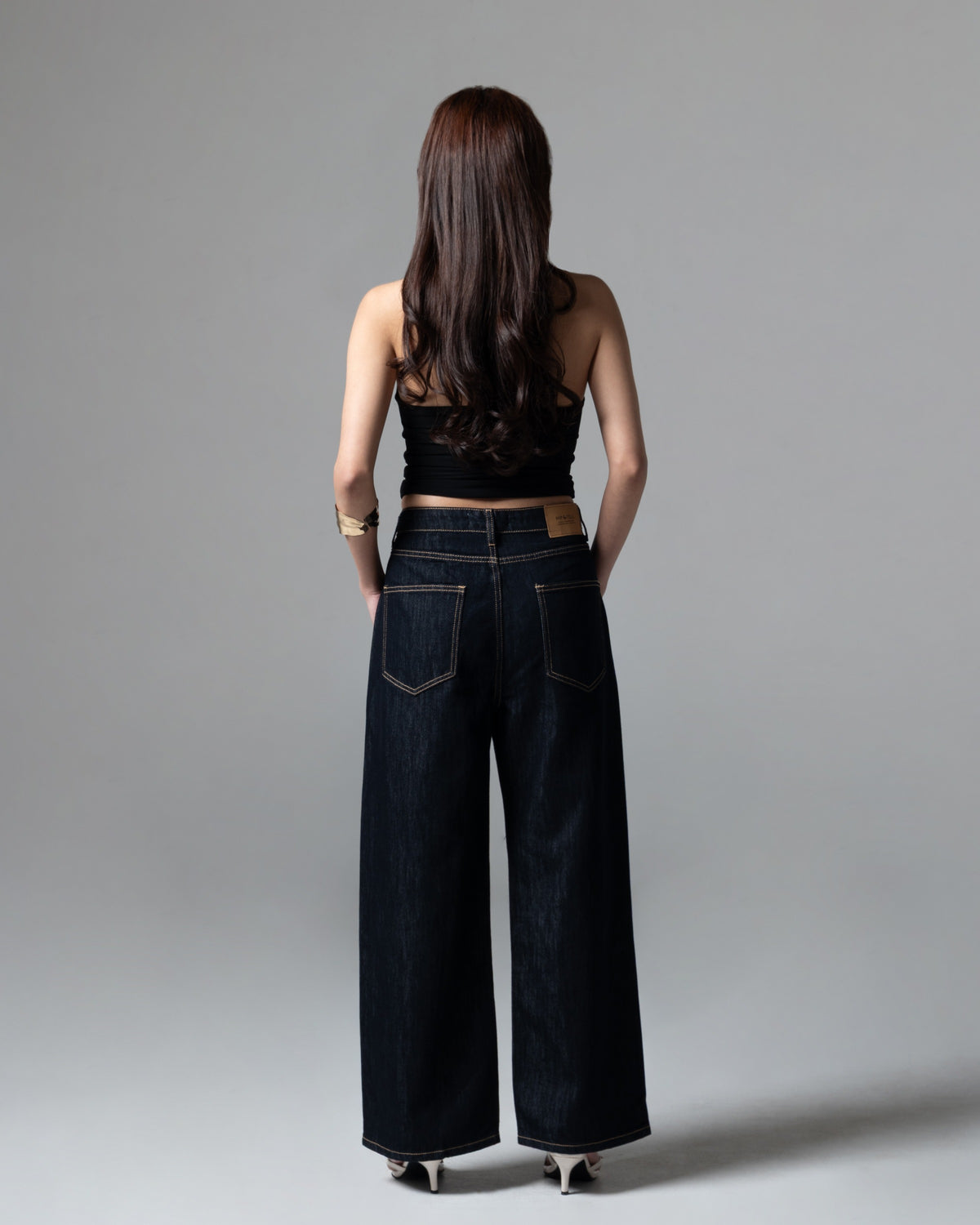 Cerise Straight Baggy Jeans, regular size, tampak belakang