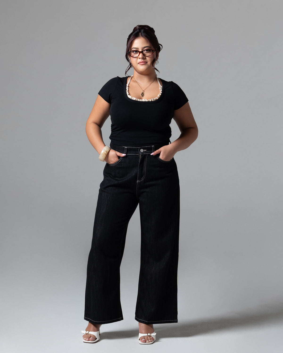 Cerise Straight Baggy Jeans, mid size, tampak depan