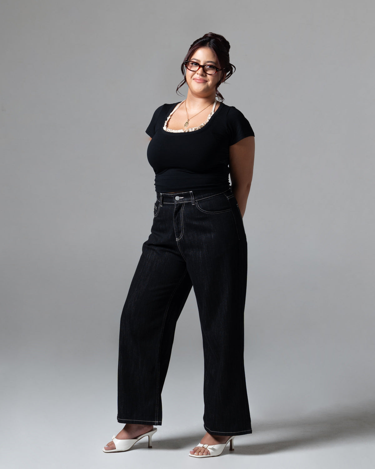 Cerise Straight Baggy Jeans, mid size, tampak depan