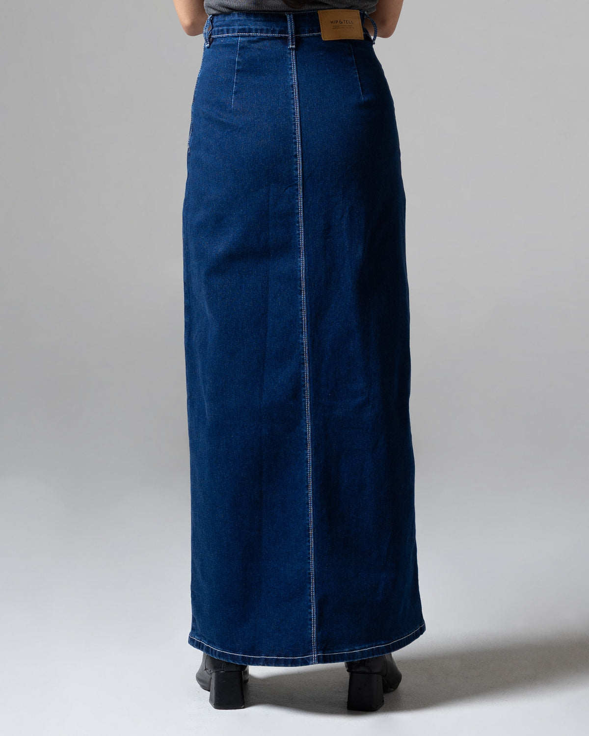 Dale Long Skirt, detail belakang