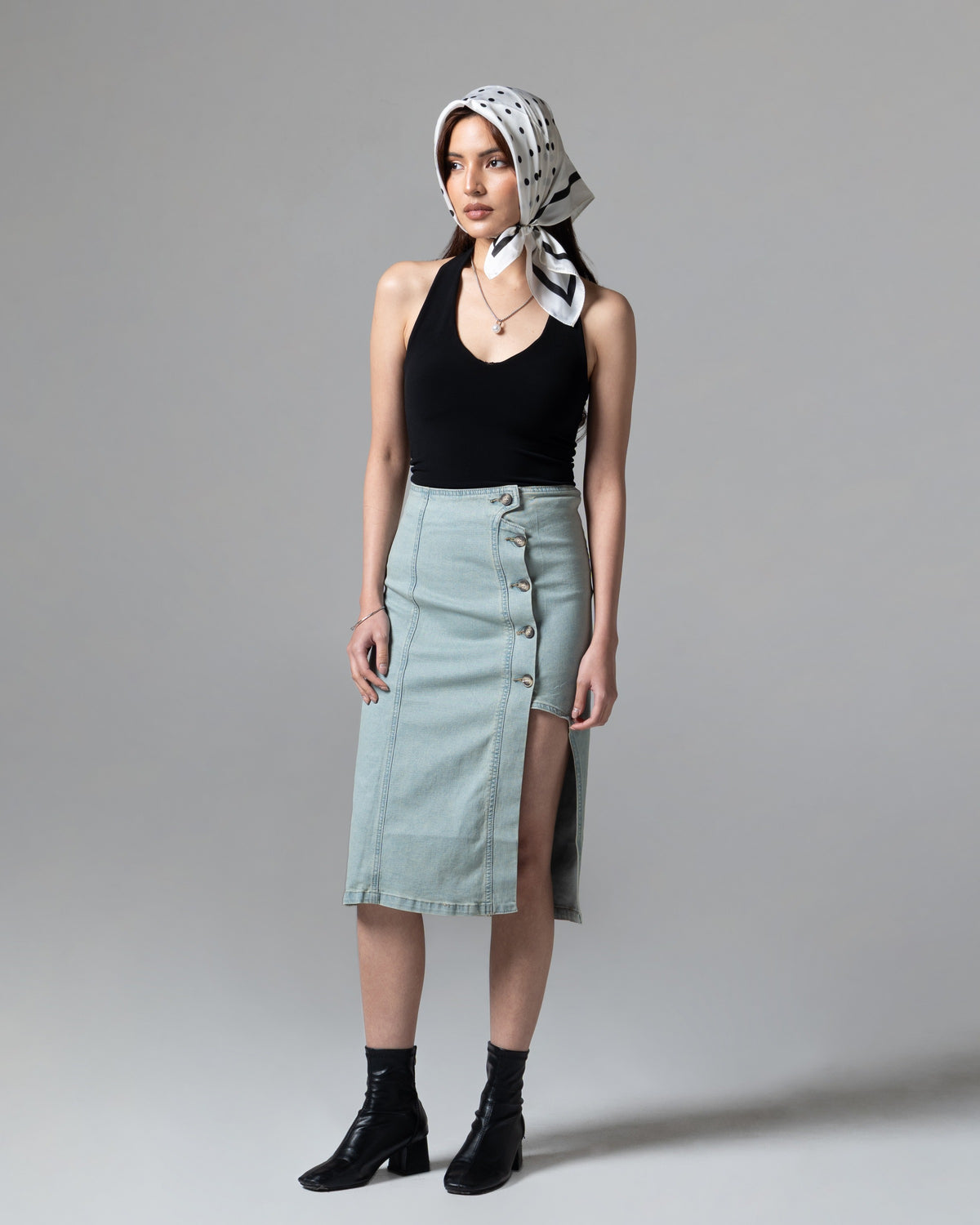Tallin Skirt, regular size, tampak depan