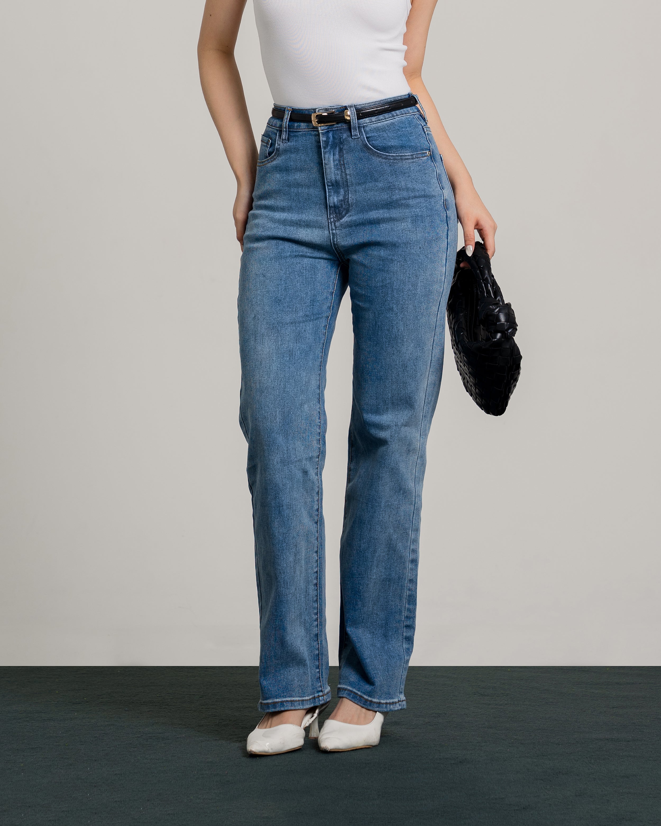 90's Highwaist Straight Jeans in Dark Blue