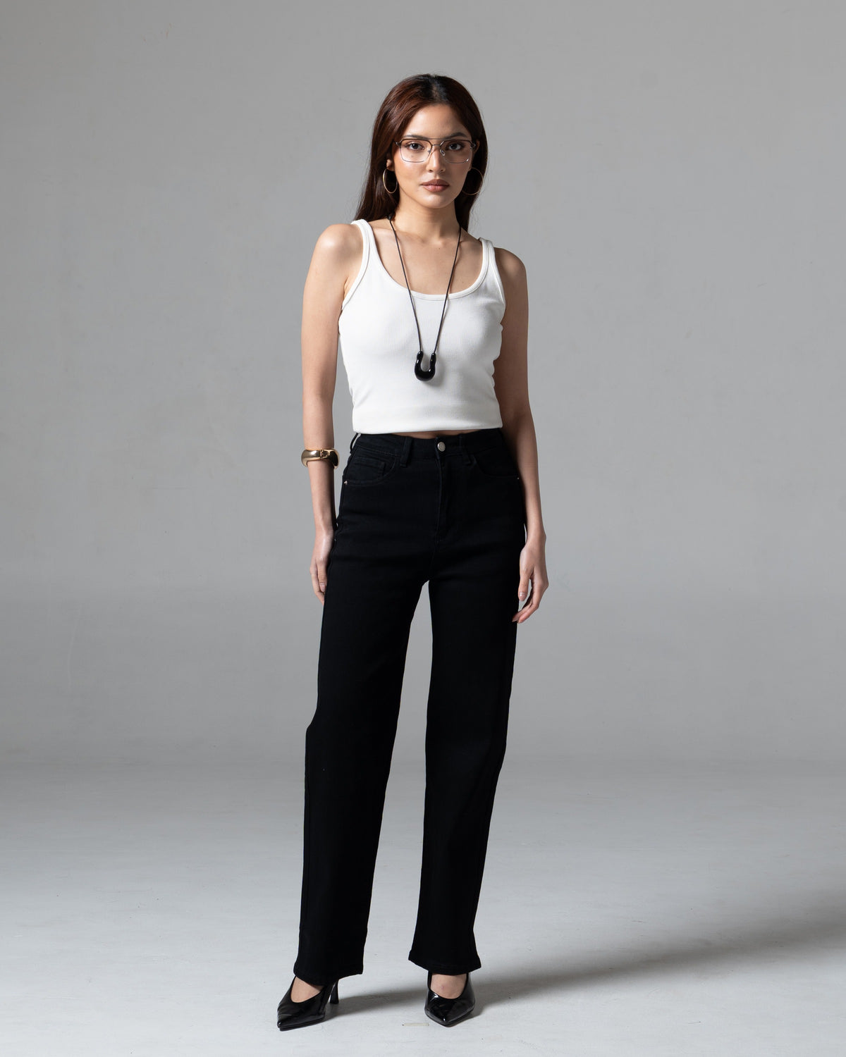 90's Straight Jeans Black, regular size, tampak depan