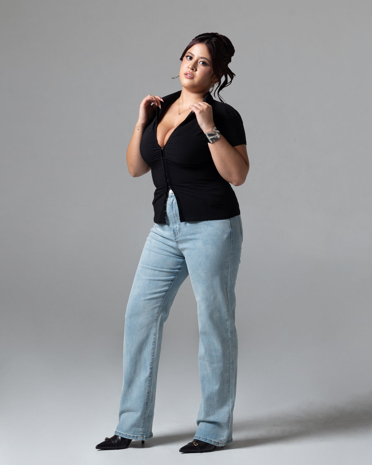 90's Straight Jeans Light Blue, mid size, tampak depan