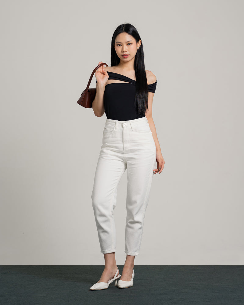 Boston Mom Jeans