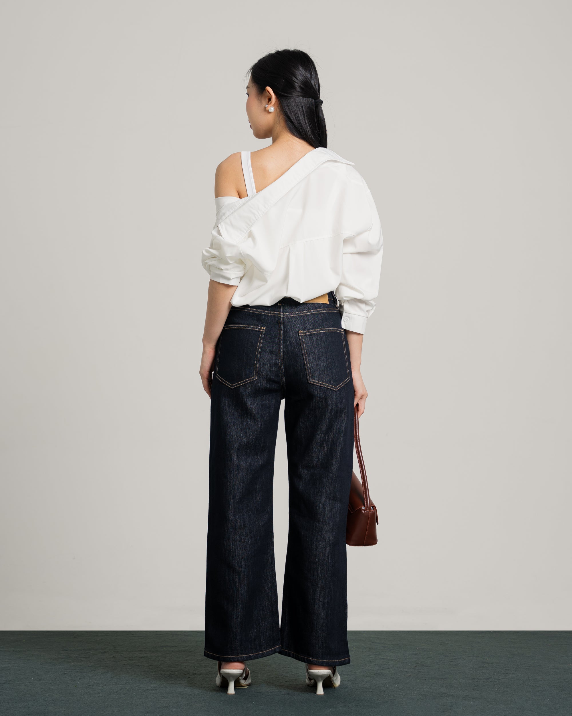 Cerise Mid-Rise Straight Baggy Jeans