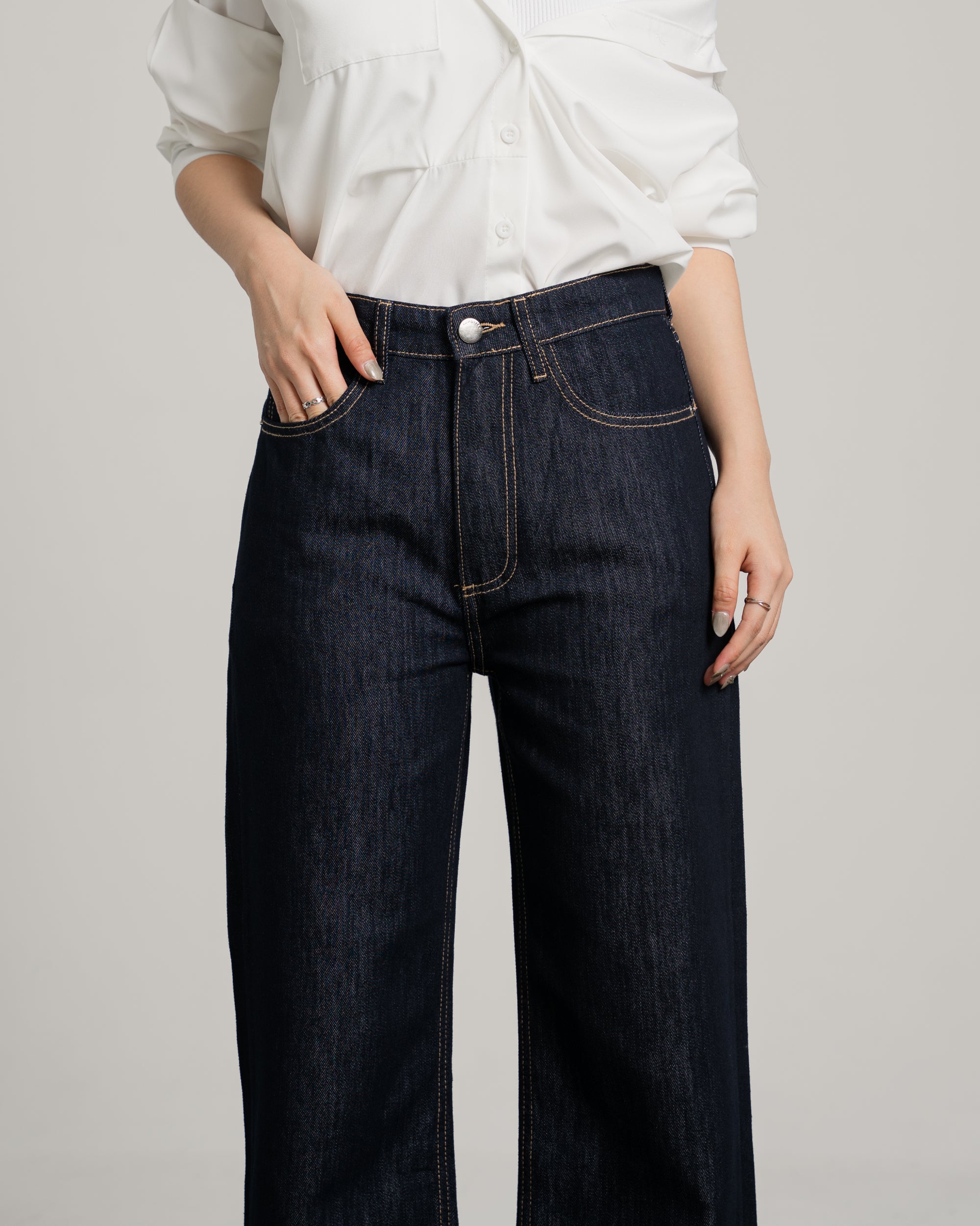 Cerise Mid-Rise Straight Baggy Jeans