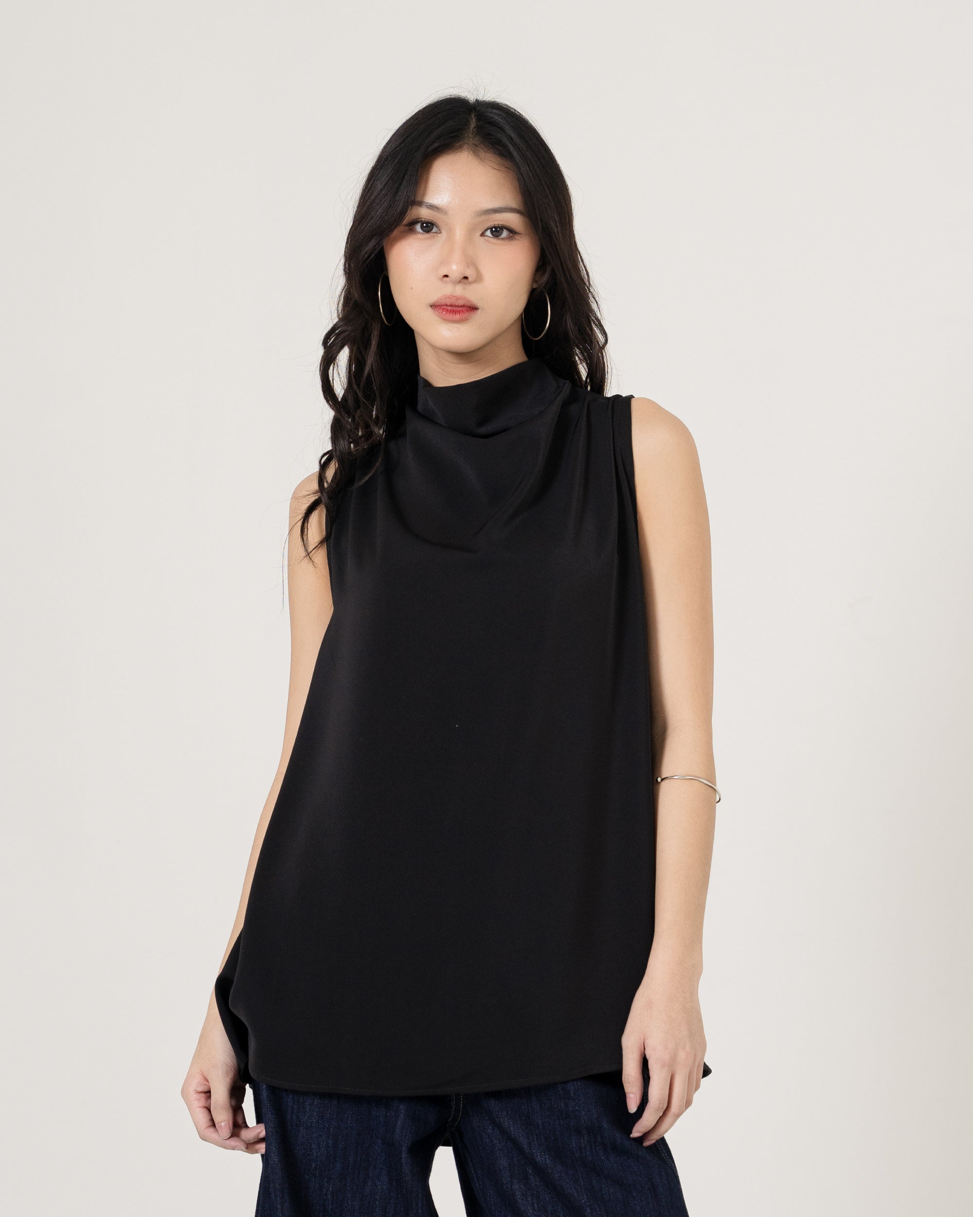 Clyde Top in Black