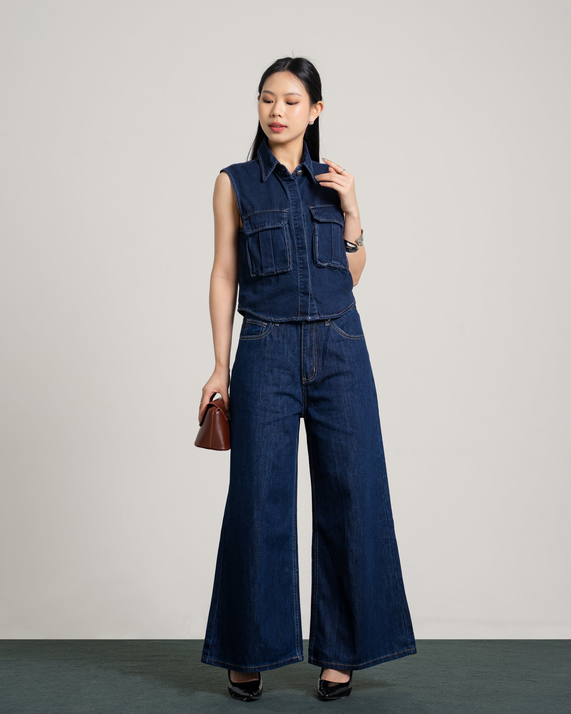 Marion Mid-Rise Wide Jeans