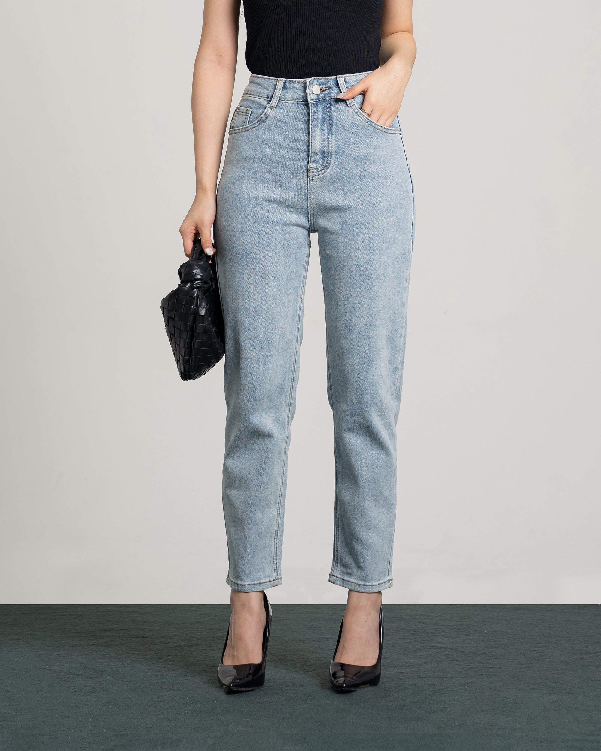 Newton Jeans in Light Blue