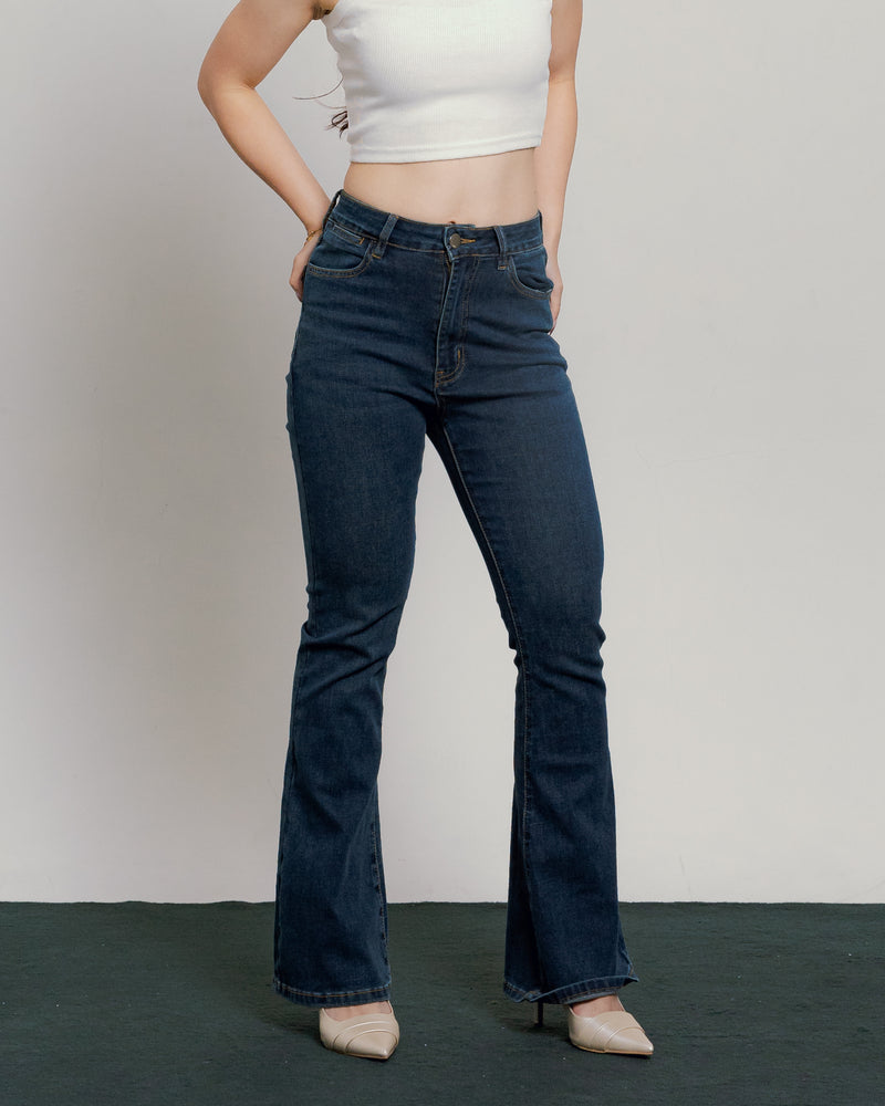 Kelly Flare Jeans Petite