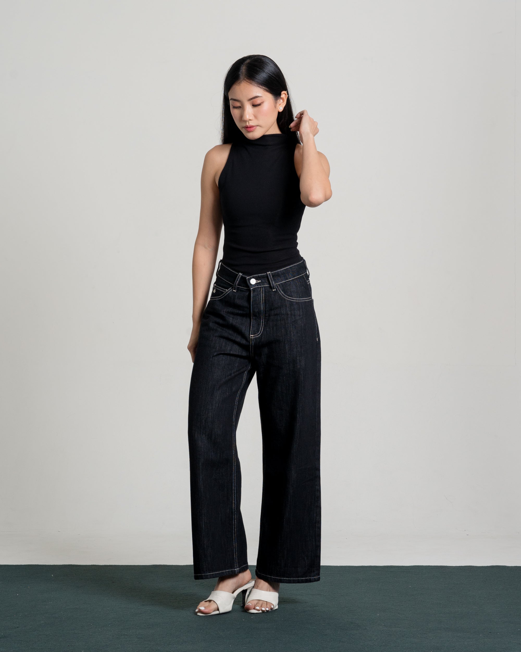 REAL Straight Jeans