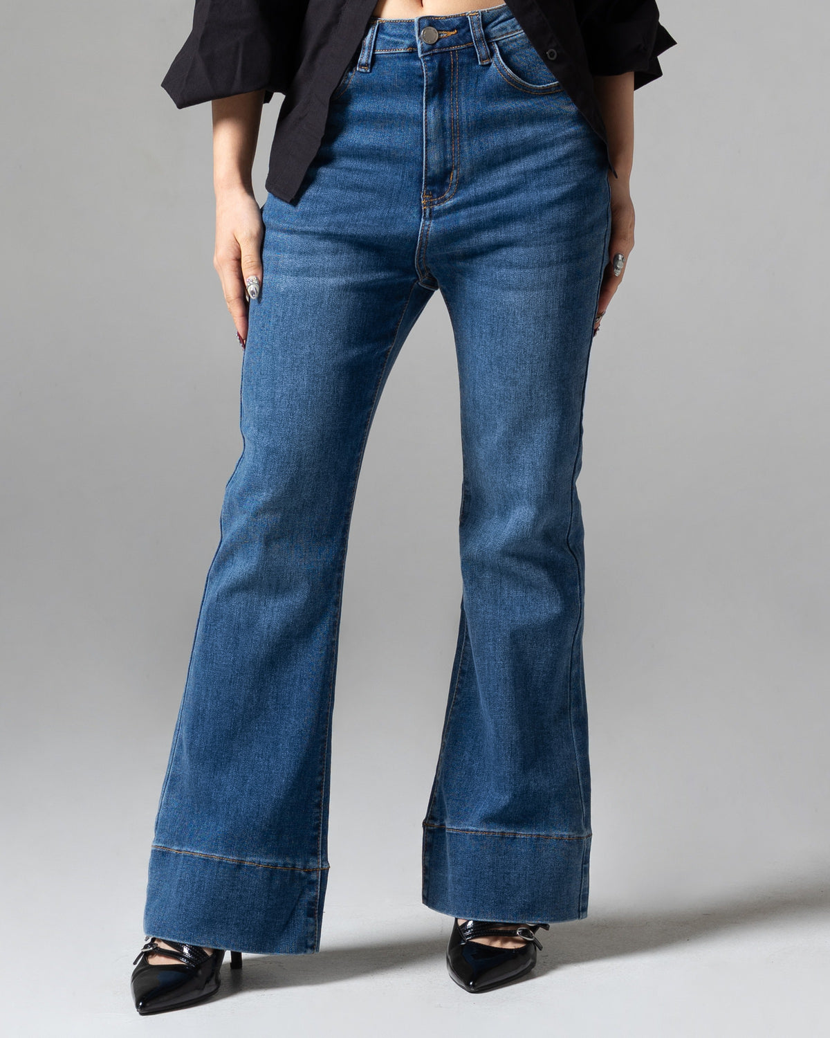 Ashley Flare Jeans Petite Dark Blue, detail depan