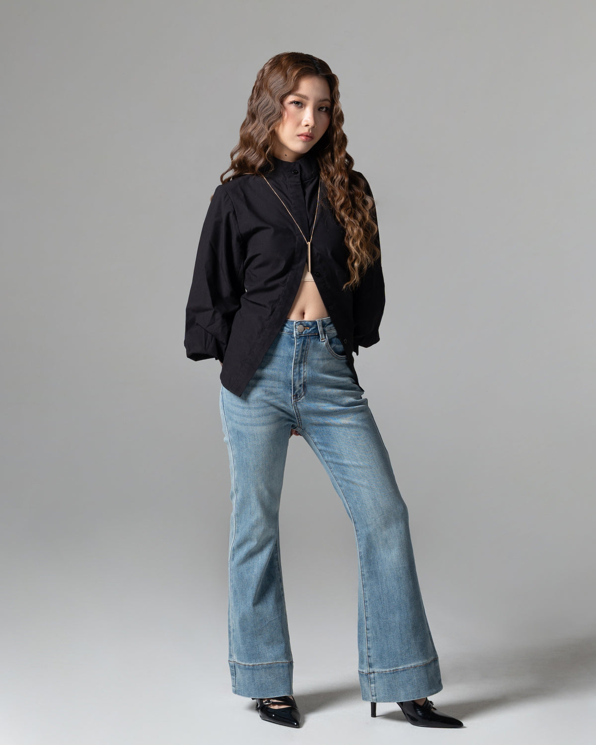 Ashley Flare Jeans Petite Light Blue, petite size, tampak depan