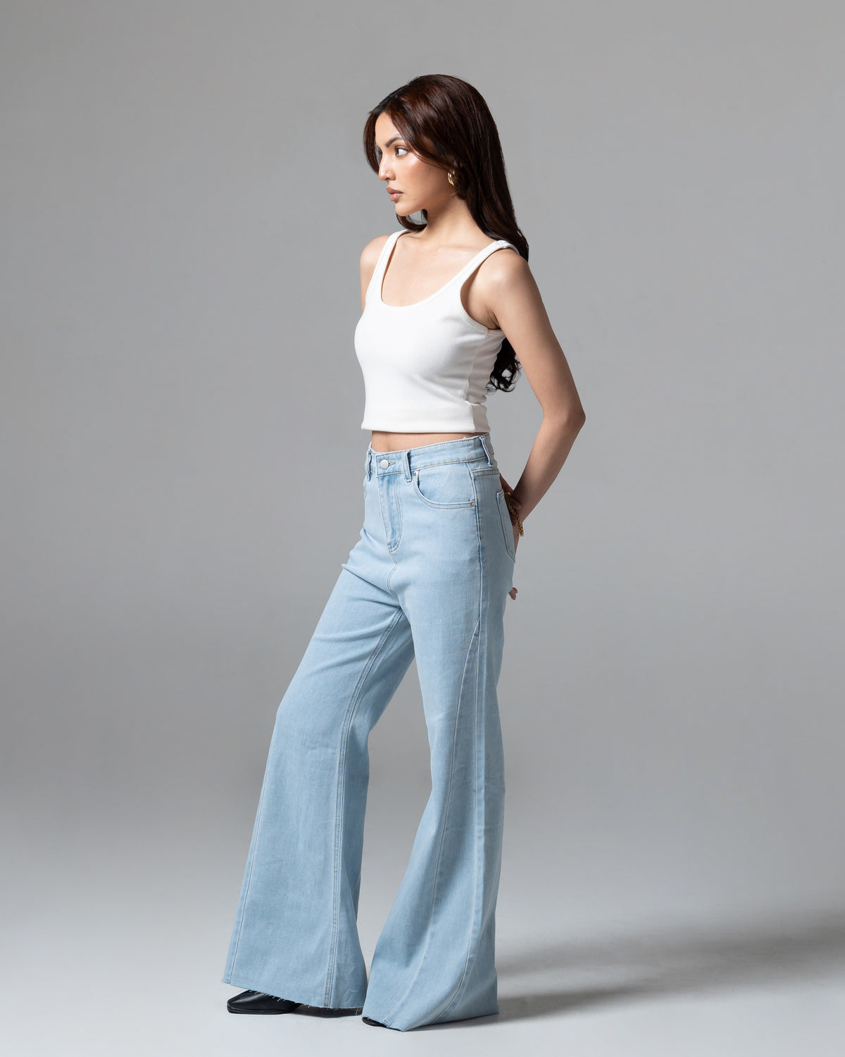 Blair Cutbray Jeans Light Blue, regular size, tampak depan