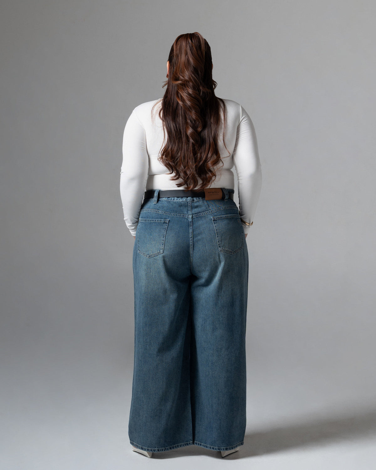 Coppen Straight Jeans, big size, tampak belakang