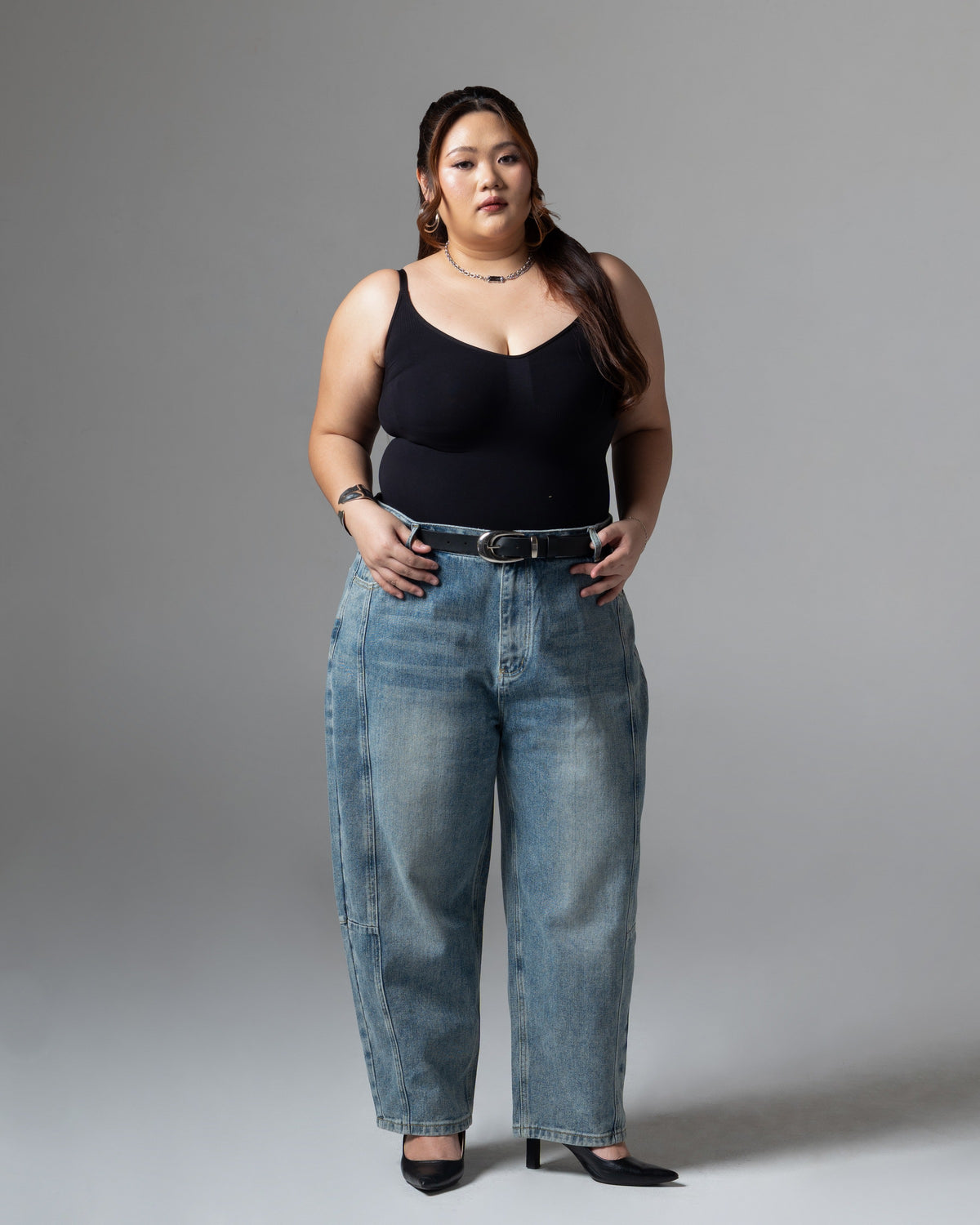 Daryl Barrel Jeans, big size, tampak depan