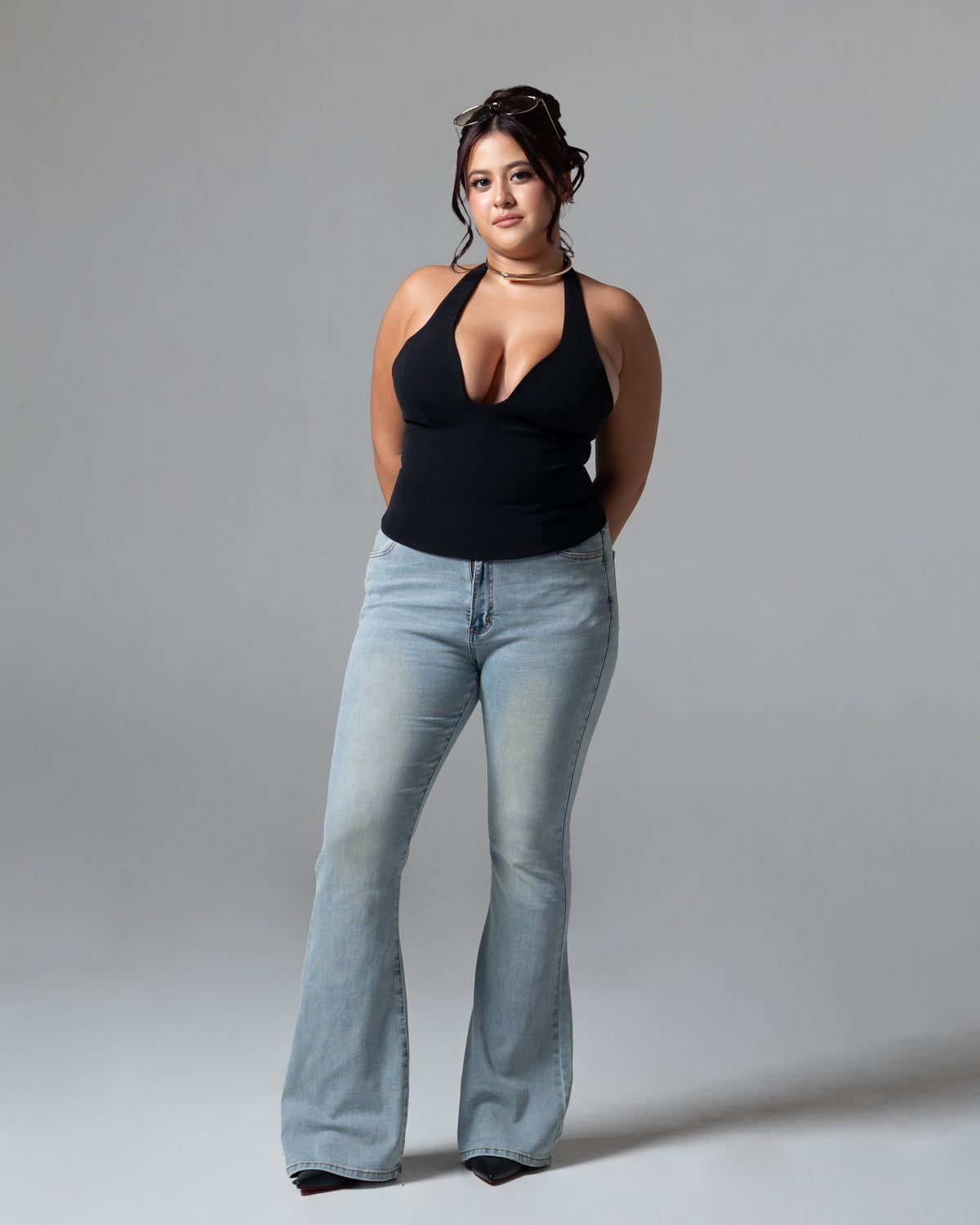 Kelly Flare Jeans Light Blue, mid size, tampak depan
