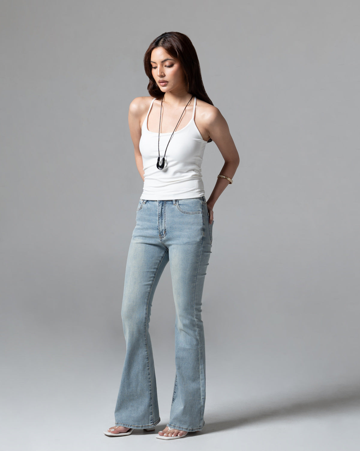 Kelly Flare Jeans Light Blue, regular size, tampak depan