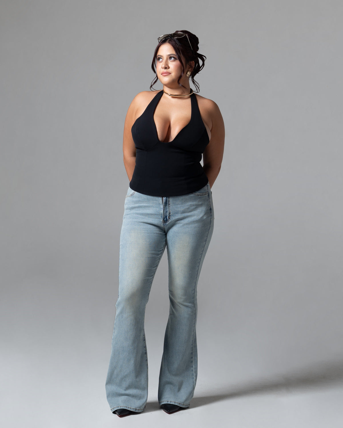 Kelly Flare Jeans Light Blue, mid size, tampak depan