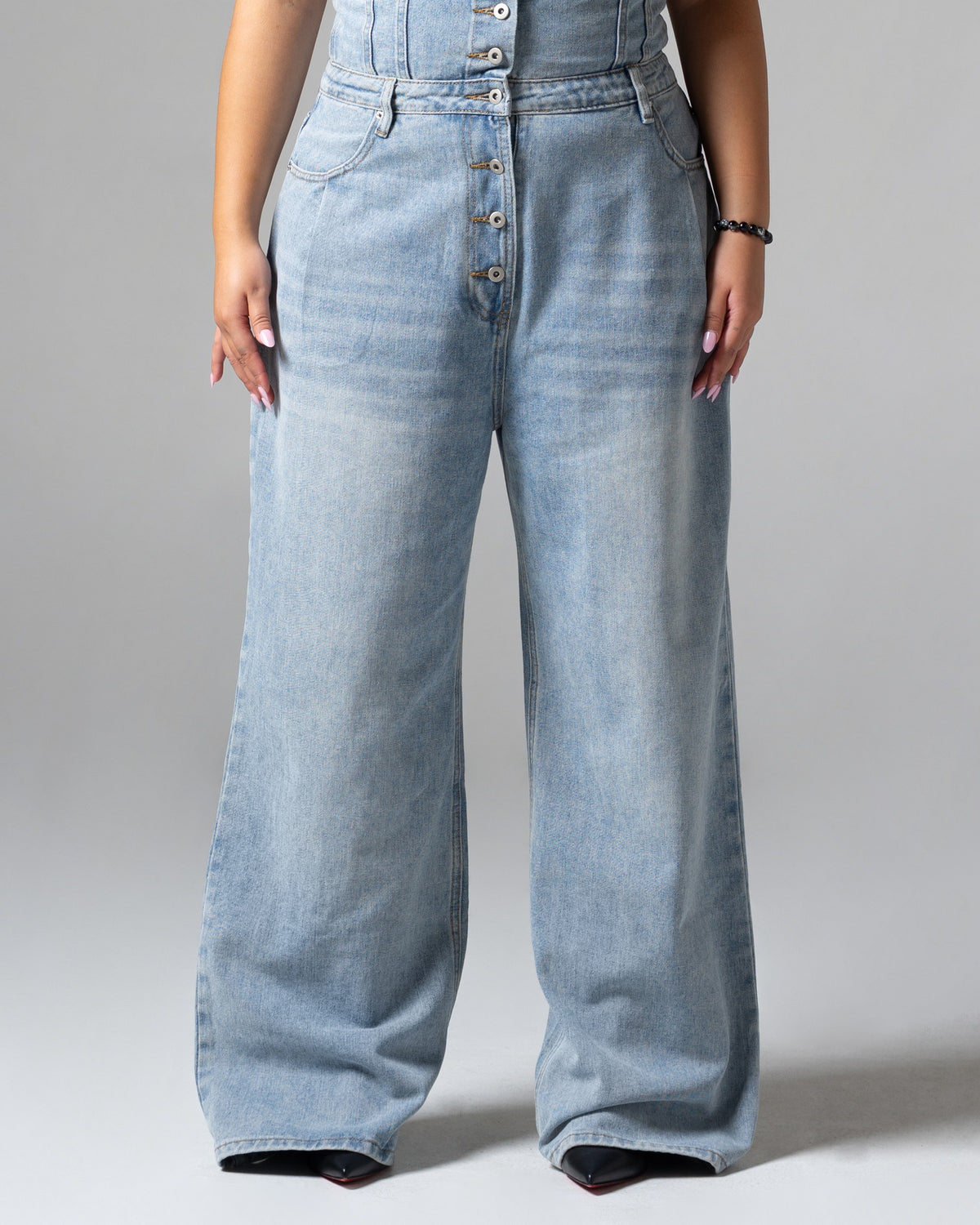 Kourtney Baggy Jeans, mid size, detail depan