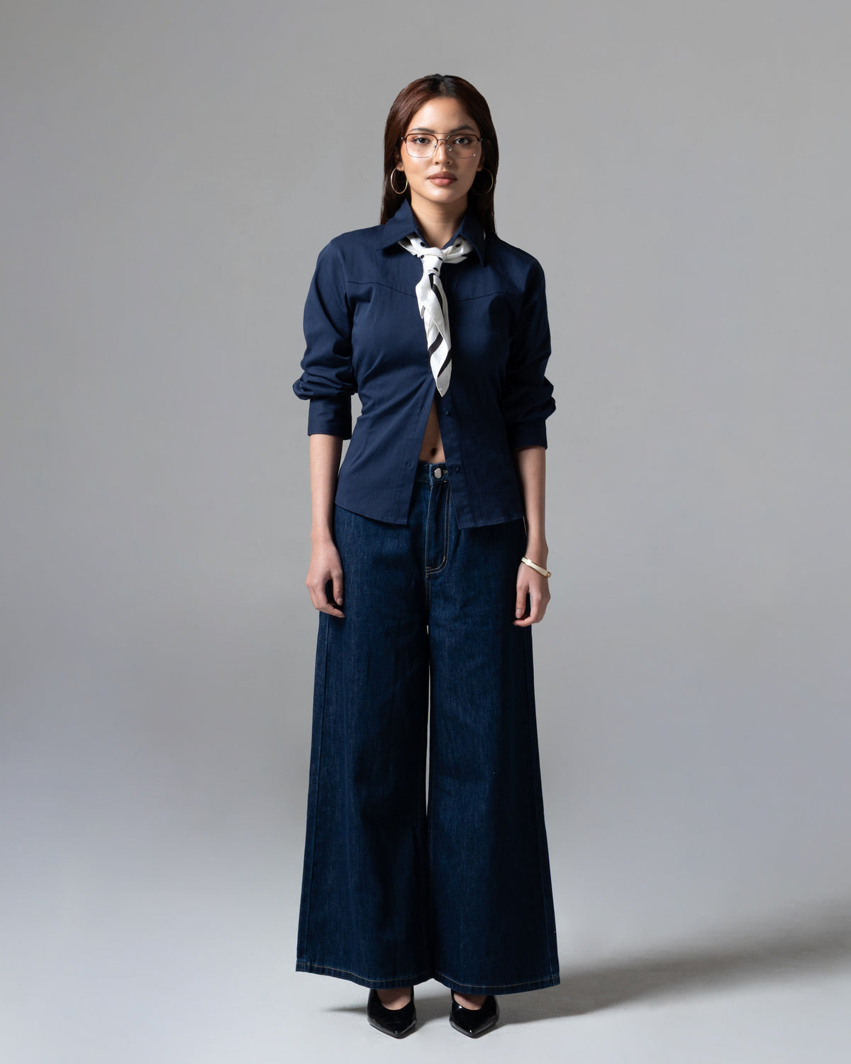 Marion Wide Jeans, regular size, tampak depan