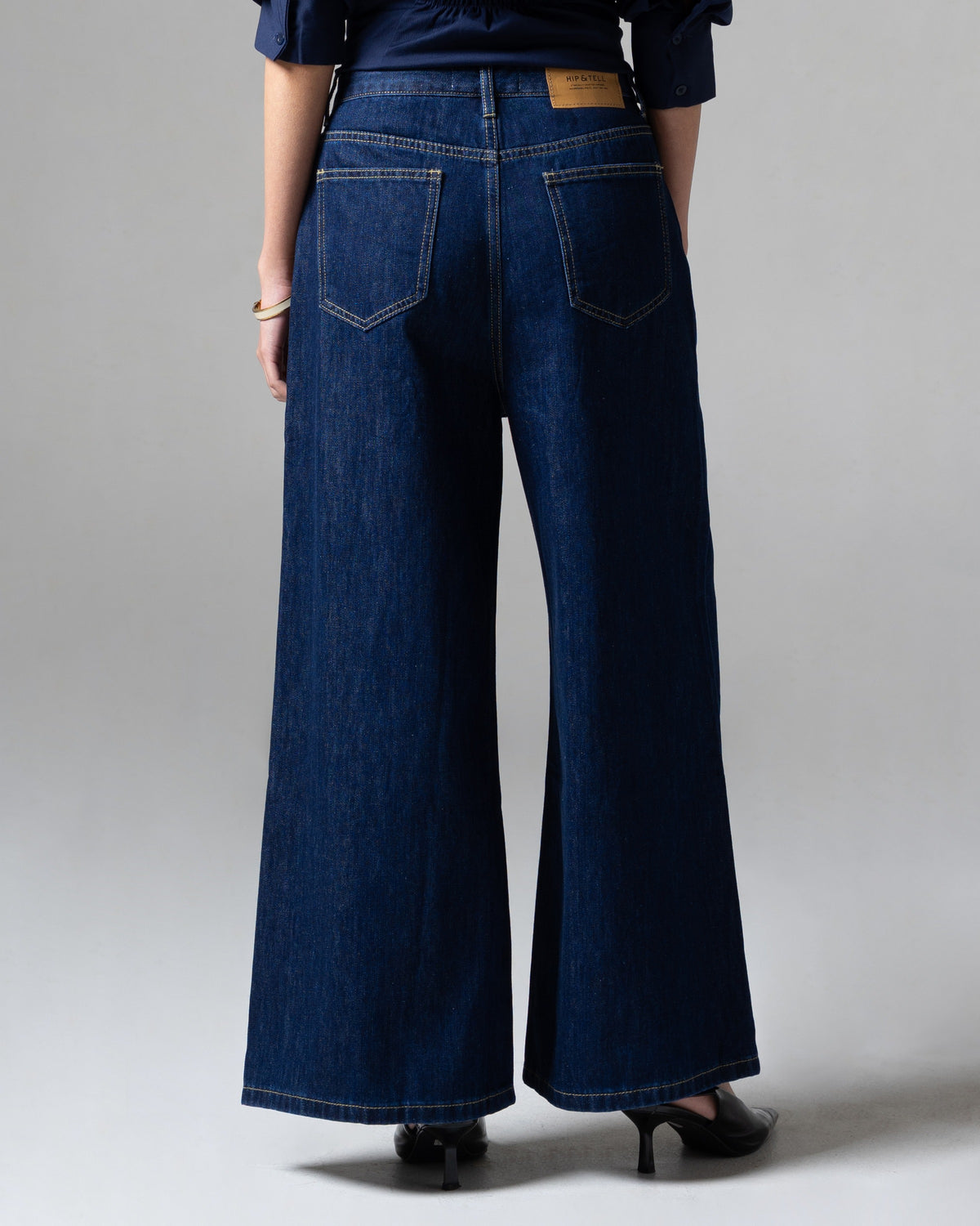 Marion Wide Jeans, detail belakang