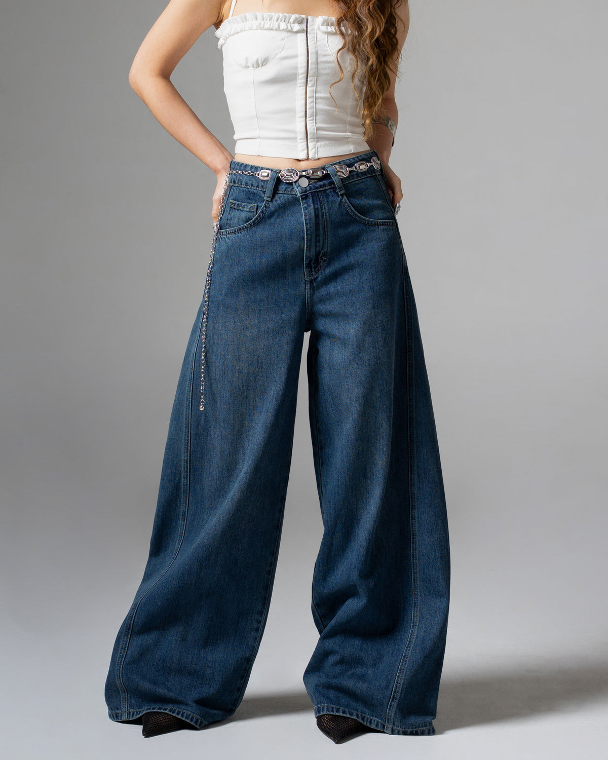 Real Wideleg Jeans Dark Blue, detail depan