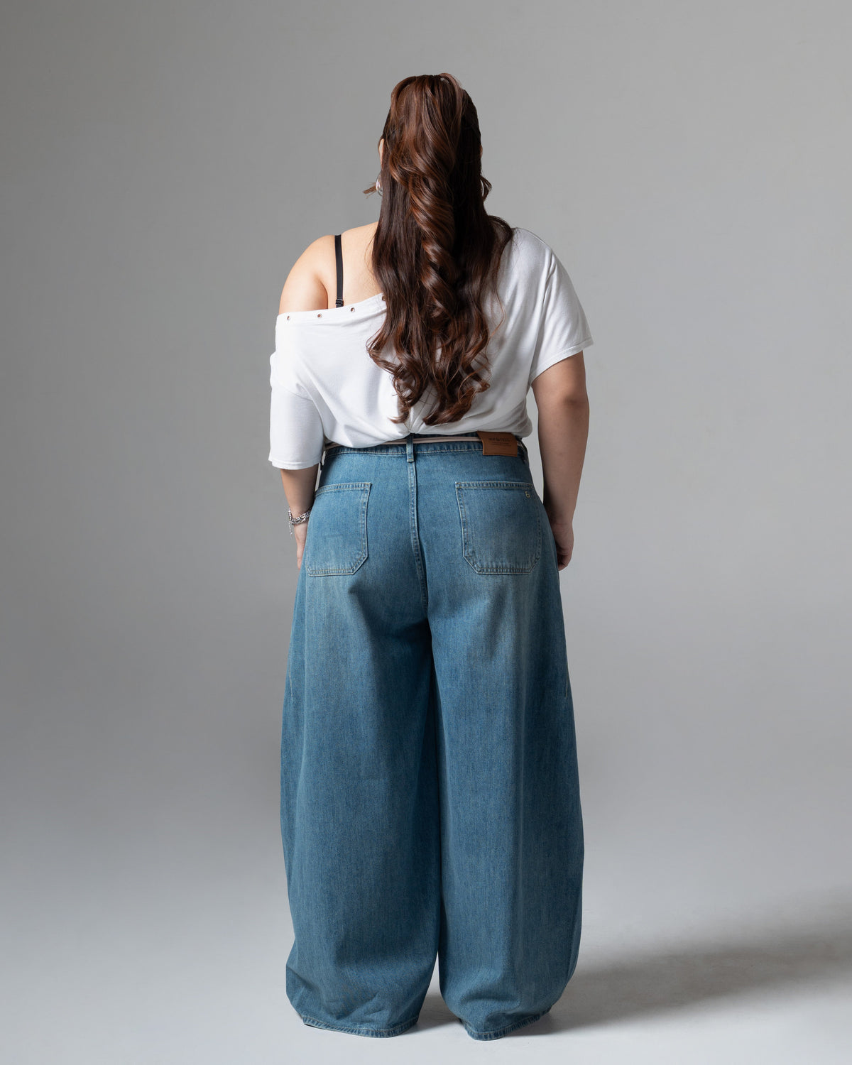 Real Wideleg Jeans Light Blue, big size, tampak belakang