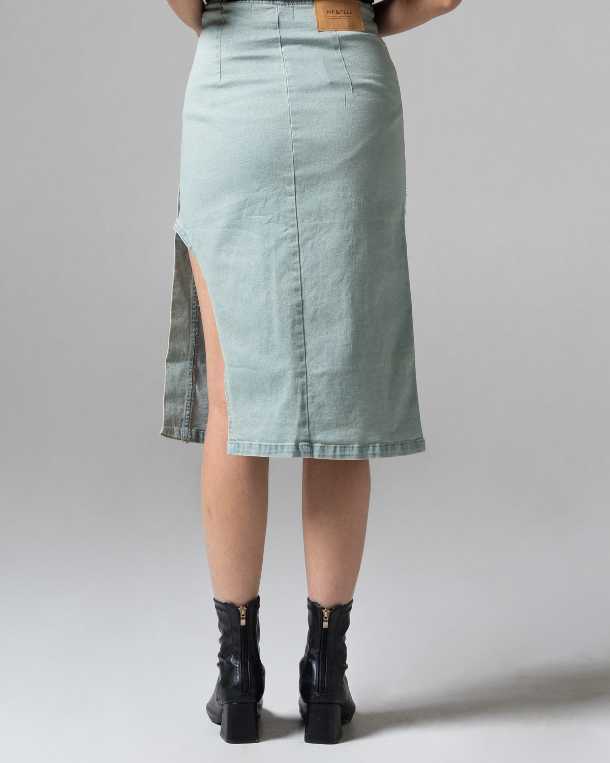 Tallin Skirt, detail belakang